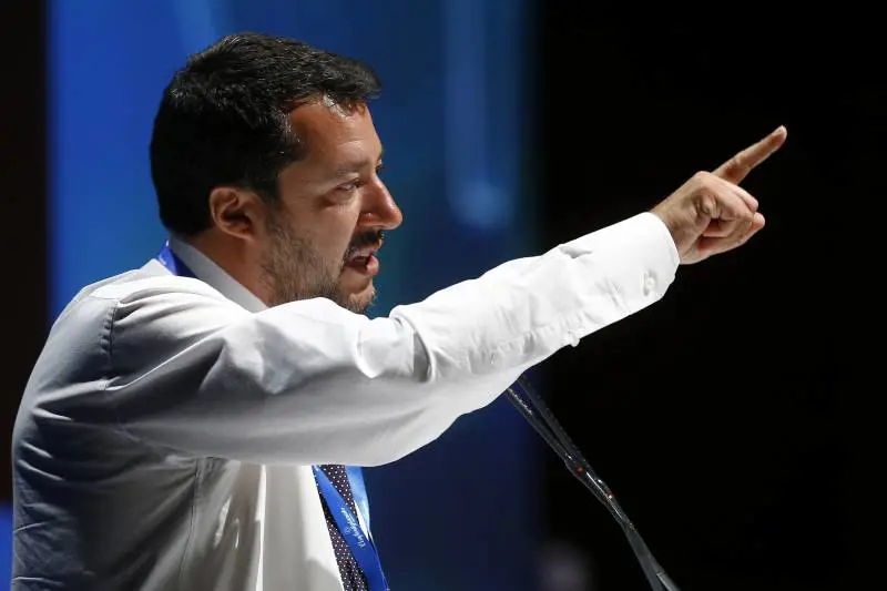 Adesso Salvini sfida l'Ue: "La manovra va fatta in estate"