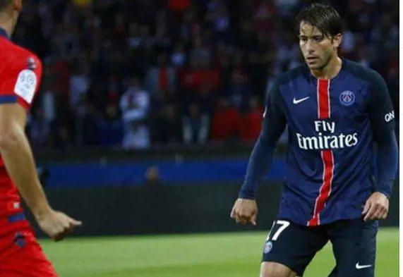 Ex Inter, Maxwell finisce nei guai: accusato dalla moglie di minacce di morte