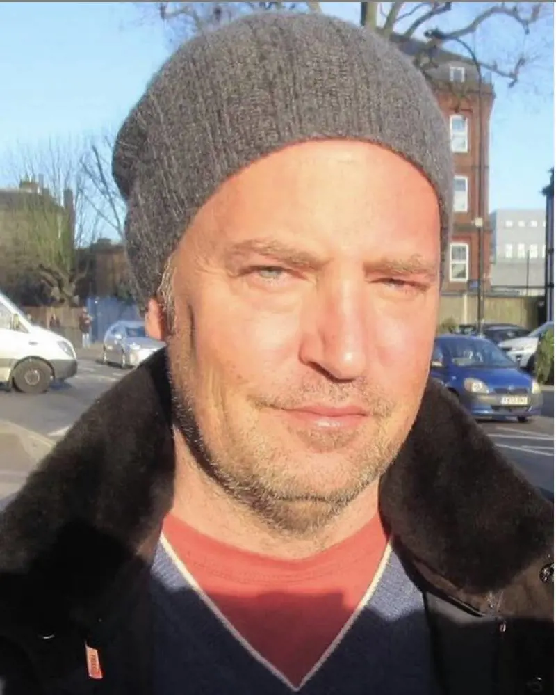 Matthew Perry irriconoscibile. Gonfio e trasandato fa preoccupare i fan