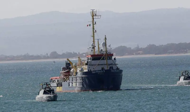 Il fine dei pirati è demolire gli stati