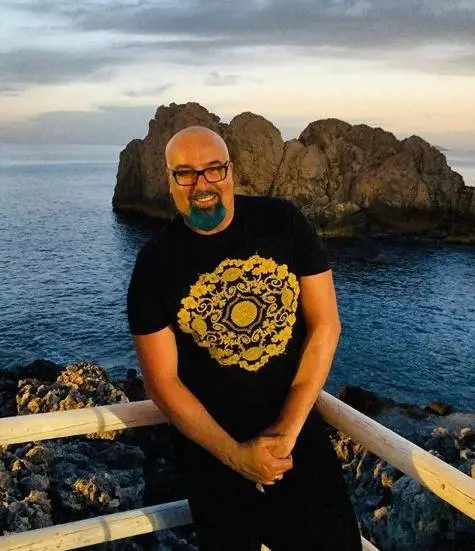 Giovanni Ciacci: "Potrei lavorare anche dal McDonald’s, ma la corona non cadrà dalla mia testa."