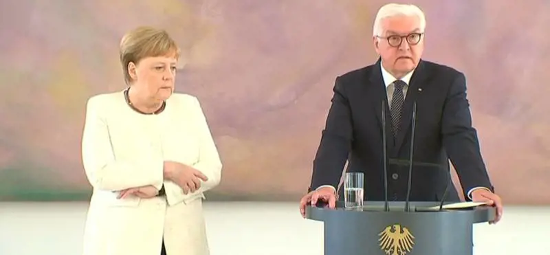 Merkel ha di nuovo i tremori: è la seconda volta in 8 giorni