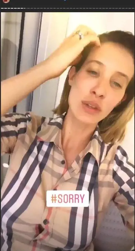 Pride a Milano, l'influencer perde il treno e sbotta: "Andate tutti a morire"
