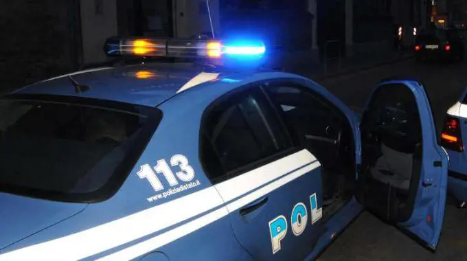 Paura ad Albano, rapina a mano armata in villa con ostaggi