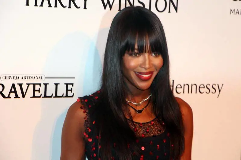 "Posso stare per giorni interi senza mangiare". La dieta estrema di Naomi Campbell