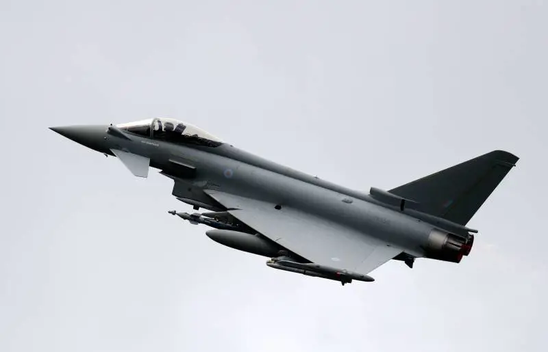 Typhoon RAF nel Pacifico: le manovre Uk con i partner Nato che preoccupano la Cina