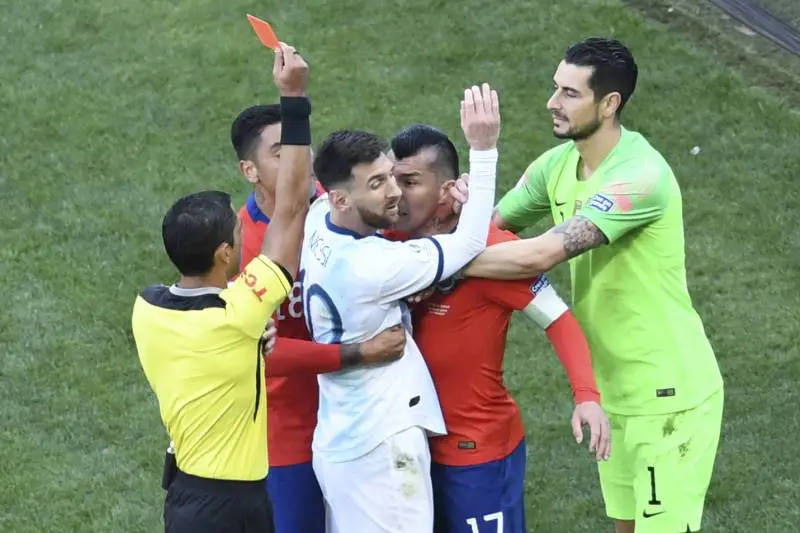 "È corruzione": per Messi 3 mesi di stop e 50mila dollari di multa