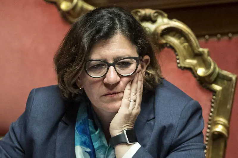 Lo stratagemma della Trenta per tenersi la casa da ministra