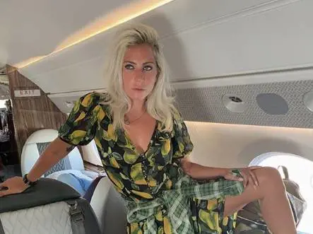 Il coraggio di Lady Gaga: "Ho scoperto il potere del trucco per raggiungere i miei sogni"