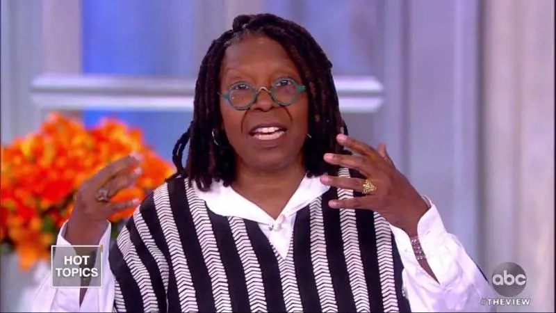 Whoopi Goldberg confessa: "Sono fortunata ad essere ancora viva"