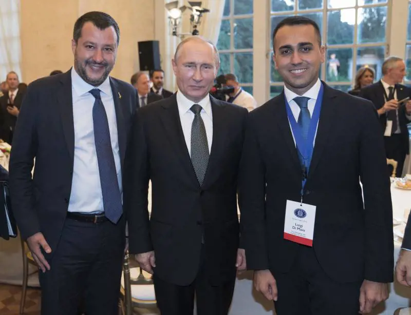 Buzzfeed, per i media russi l'inchiesta sui soldi alla Lega è poco rilevante