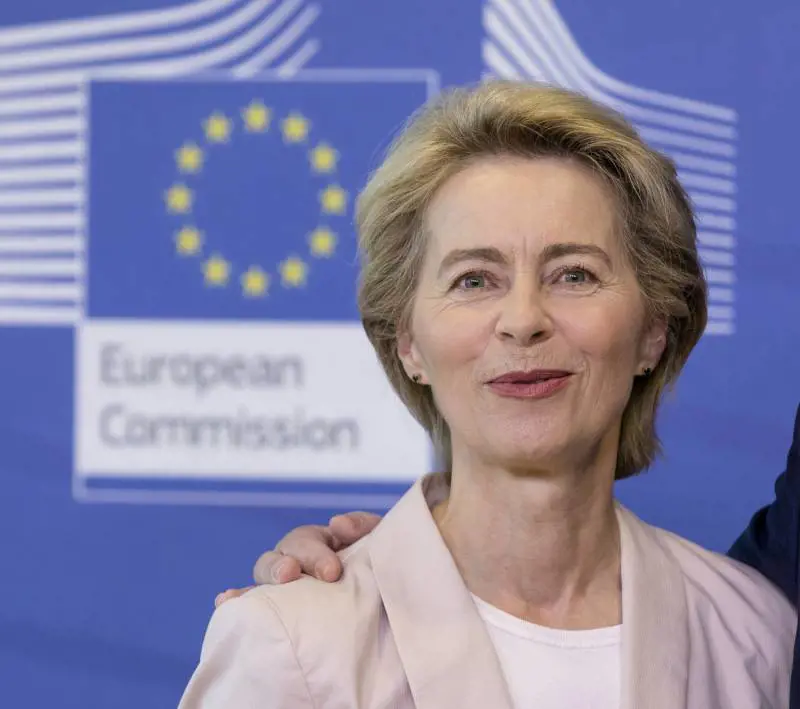 Von der Leyen, ora della verità: "Nemica di chi indebolisce Ue"