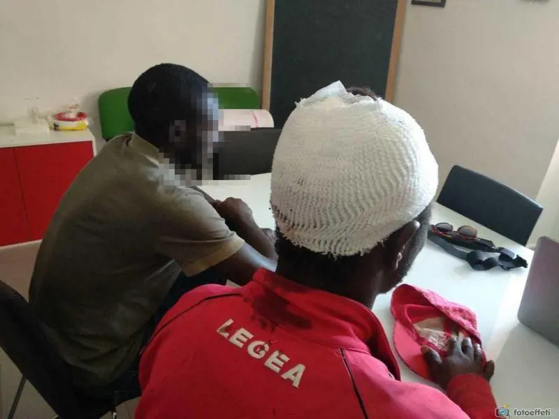 Foggia, immigrati feriti da pietre mentre andavano al lavoro