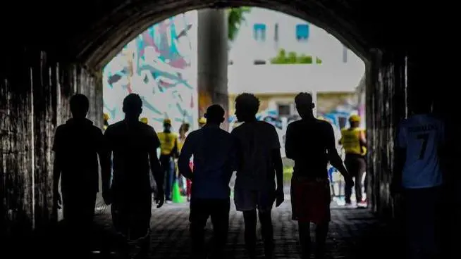 Venezia, parroco aggredito da baby gang di vandali stranieri