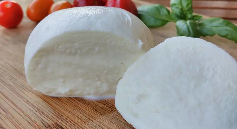Fiordilatte e provola pericolosi per la salute: sequestro dei carabinieri