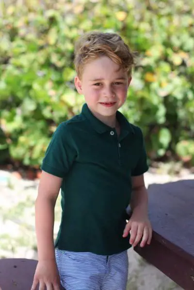 Baby George e il regalo della regina Elisabetta