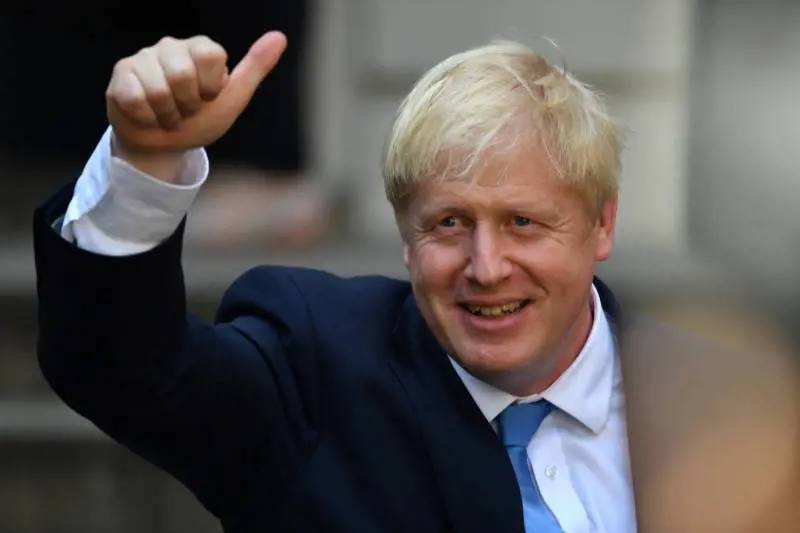 Brexit, è scontro istituzionale: il precedente di Carlo I che finì decapitato