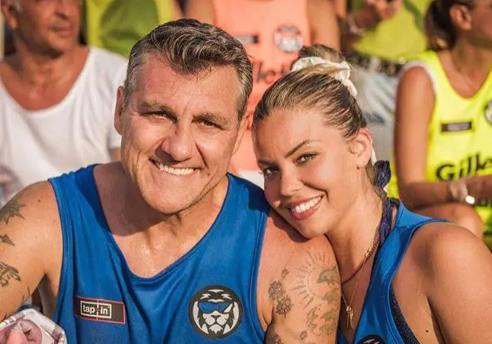 Vieri devolve 100mila euro in beneficenza, ma i leoni da tastiera insorgono