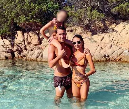 Sabrina Ghio cacciata da un ristorante in Sardegna: "Il titolare non vuole bambini"