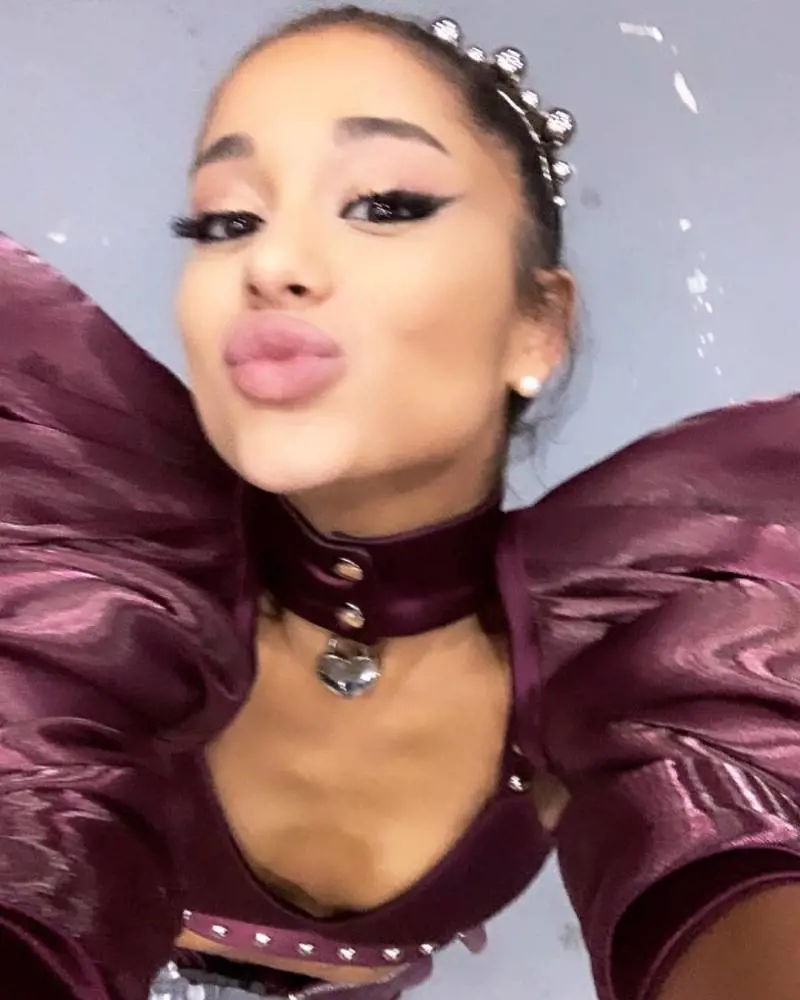 Ariana Grande: "Dopo la morte del mio ex, ero triste e ubriaca"
