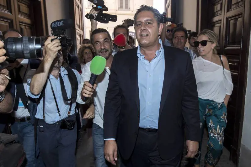 Forza Italia, Toti rompe: "Ognuno per conto suo"