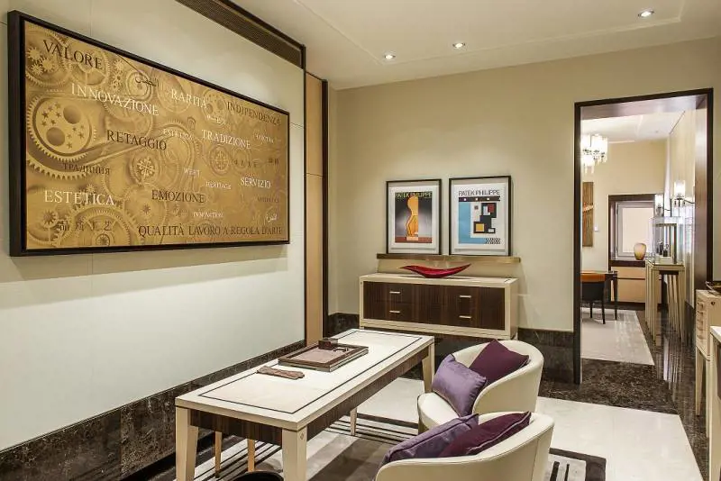 Boutique Patek Philippe a Roma. Sala centrale