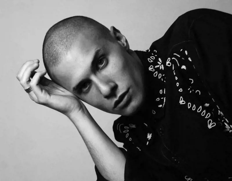 Lorenzo Greco: "Che imbarazzo far ascoltare le canzoni a papà!"