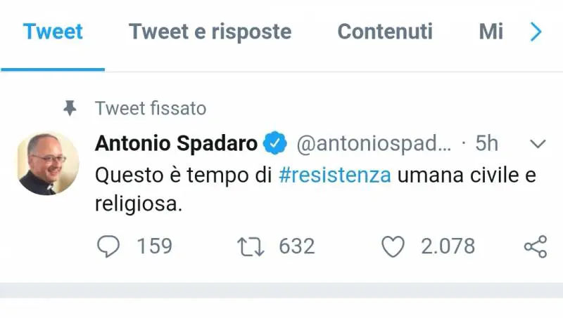 Sicurezza bis, il padre gesuita ora invita alla "resistenza"