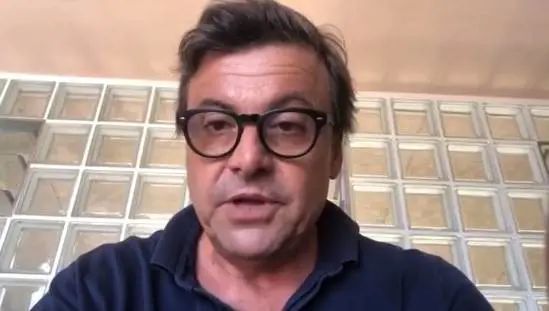 Calenda: "Una parte del Pd non vuole che il governo cada"