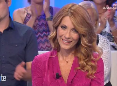 Gaffe di Diaco con Milena Miconi. E lei si vendica sui social