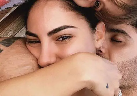 "Mi dispiace, ma Belen è Belen". E Iannone ci piazza un bel "like"
