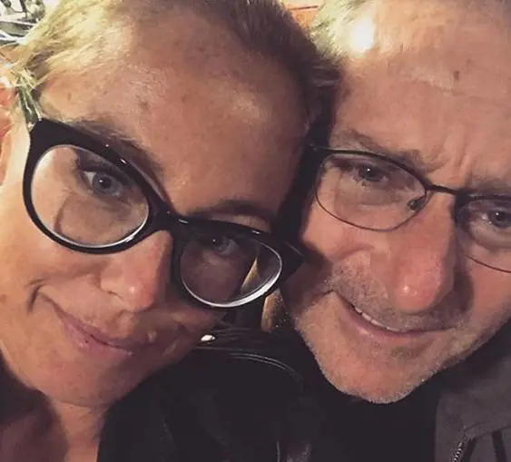 La moglie di Bonolis preoccupa i fan