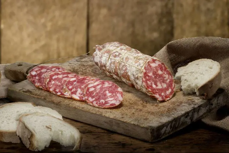 Listeria nel salame morbido: qual è il lotto a rischio