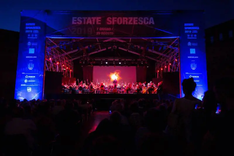 Ritmi di fine estate. Weekend di concerti tutti al femminile