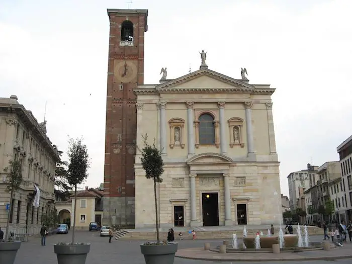 Gallarate, sacrestano aggredito perché nero: "Ora temo per la mia vita"