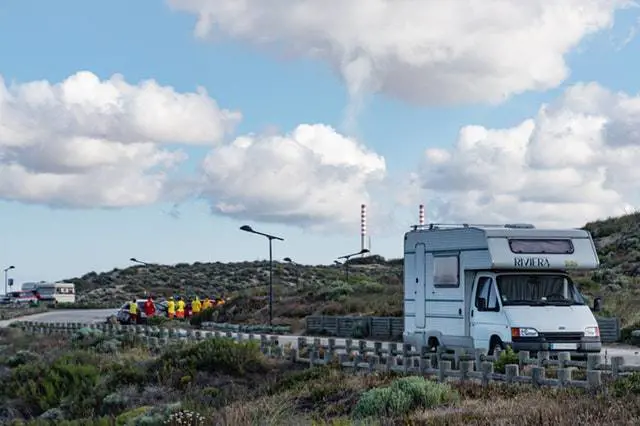Vacanze in camper con furto: la famiglia al mare e loro a rubare