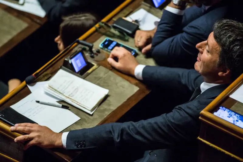 Ora Matteo Renzi va all'assalto di Rai Uno