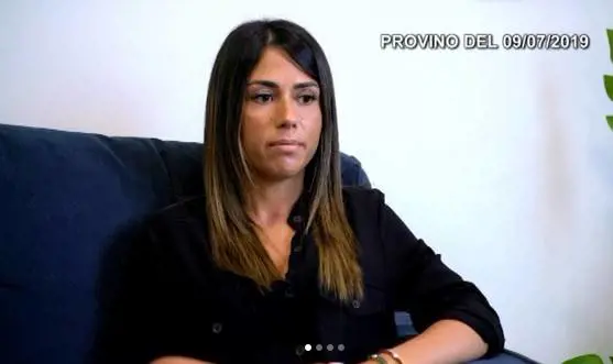 Uomini e Donne presenta Giulia, la nuova tronista: il web applaude alla “normalità”