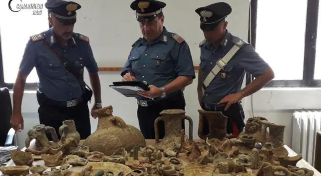 Barletta,  reperti archeologici come complementi di arredo