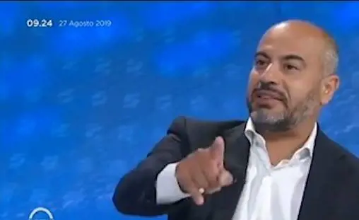 Paragone strappa: "Non voto la fiducia al governo M5s-Pd"