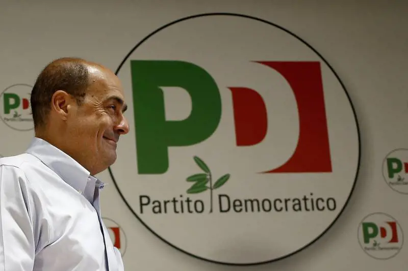 Il Pd piccona i dl Sicurezza. Diktat Zingaretti a Conte: "Sui migranti svolta radicale"