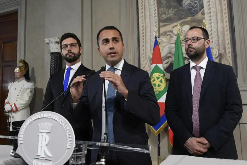 Di Maio ora attacca. Salvini: "Ha fatto saltare tutto..."