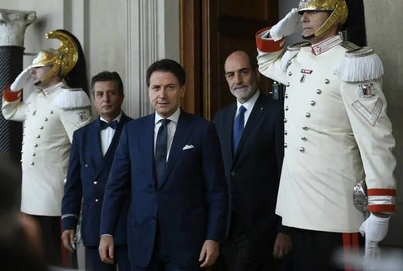 Conte sale al Quirinale e scioglie la riserva