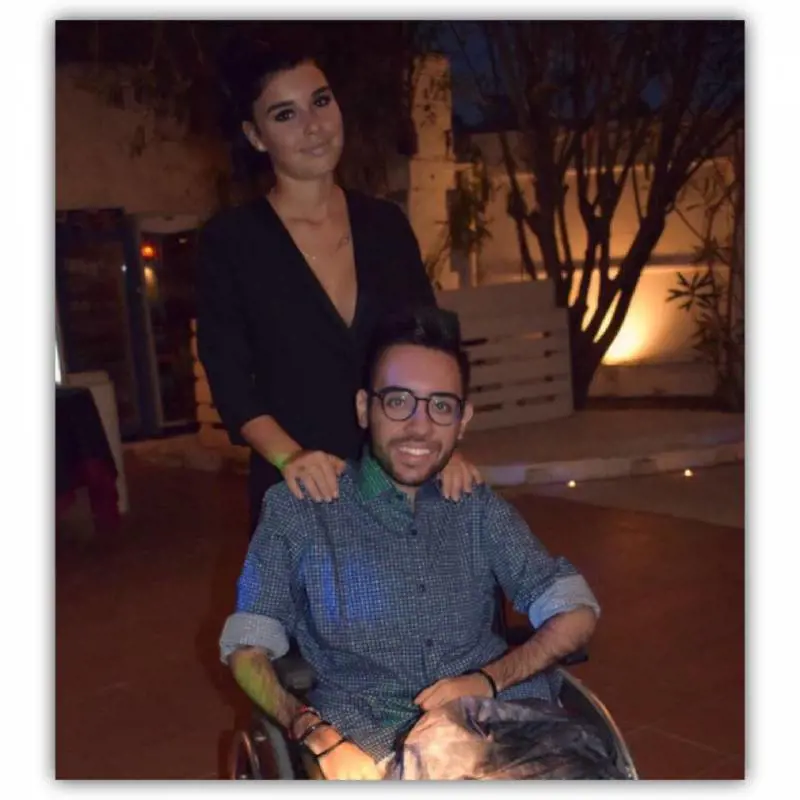 Roma, disabile bloccato in metro per ascensori rotti: "Ho perso l'esame all'università"