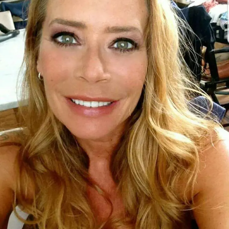 Barbara De Rossi cerca una colf sui social