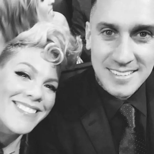Pink compie 40 anni, messaggio romantico dal marito