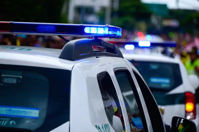 Ladri acrobati derubano 87enne al quarto piano