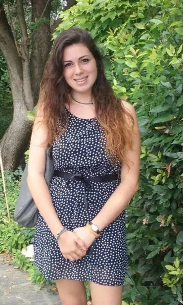 La fine di Eleonora: "Non è stata difesa"