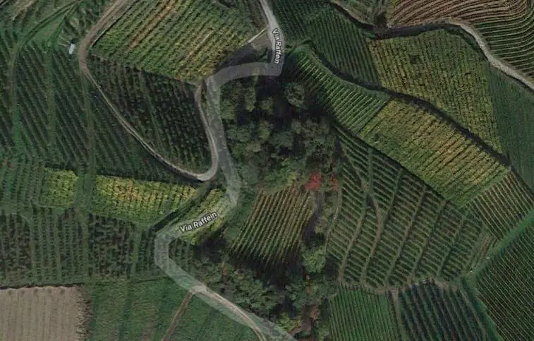 Neonato senza vita trovato in una scarpata in Alto Adige