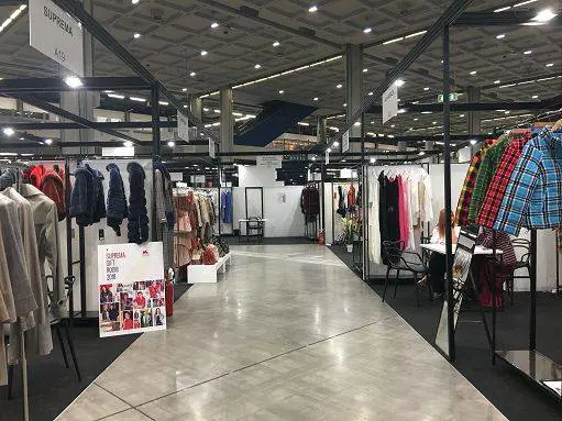TheOneMilano, l'haut-à-porter diventa anche "seasonless" e rivisita i canoni estetici della moda donna
